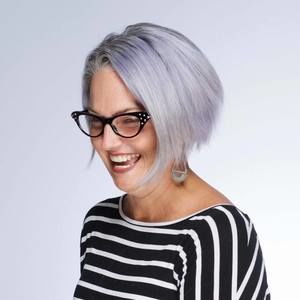 Meet your Posher, Jenn